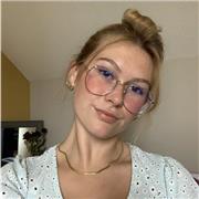 Professeur pour différente matière, niveau primaire, collège, lycée. Je suis future étudiante en Économie gestion, et présente un diplôme du baccalauréat 2021 général avec les Spécialités Sciences économiques et sociales et Humanité, littérature, philosop